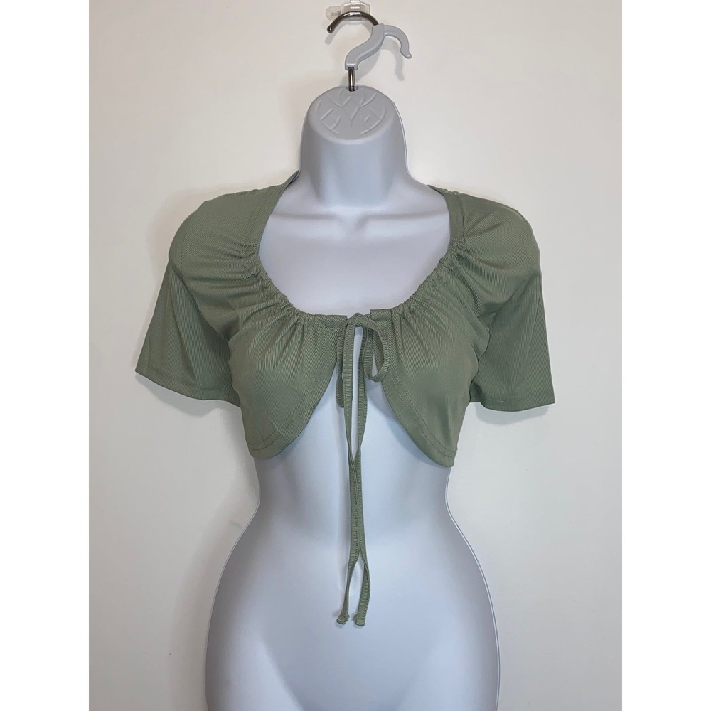 SHEIN MINT GREEN TIE FRONT TOP MEDIUM